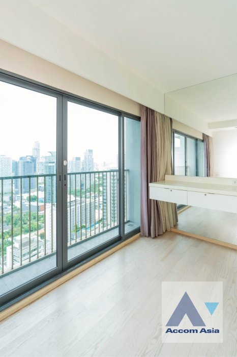 9  2 br Condominium For Sale in Sukhumvit ,Bangkok BTS Thong Lo at Noble Remix AA46006