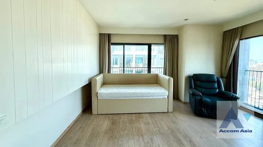 unit 2 Bedrooms  Condominium For Sale in Sukhumvit, Bangkok  near BTS Thong Lo (AA46006)