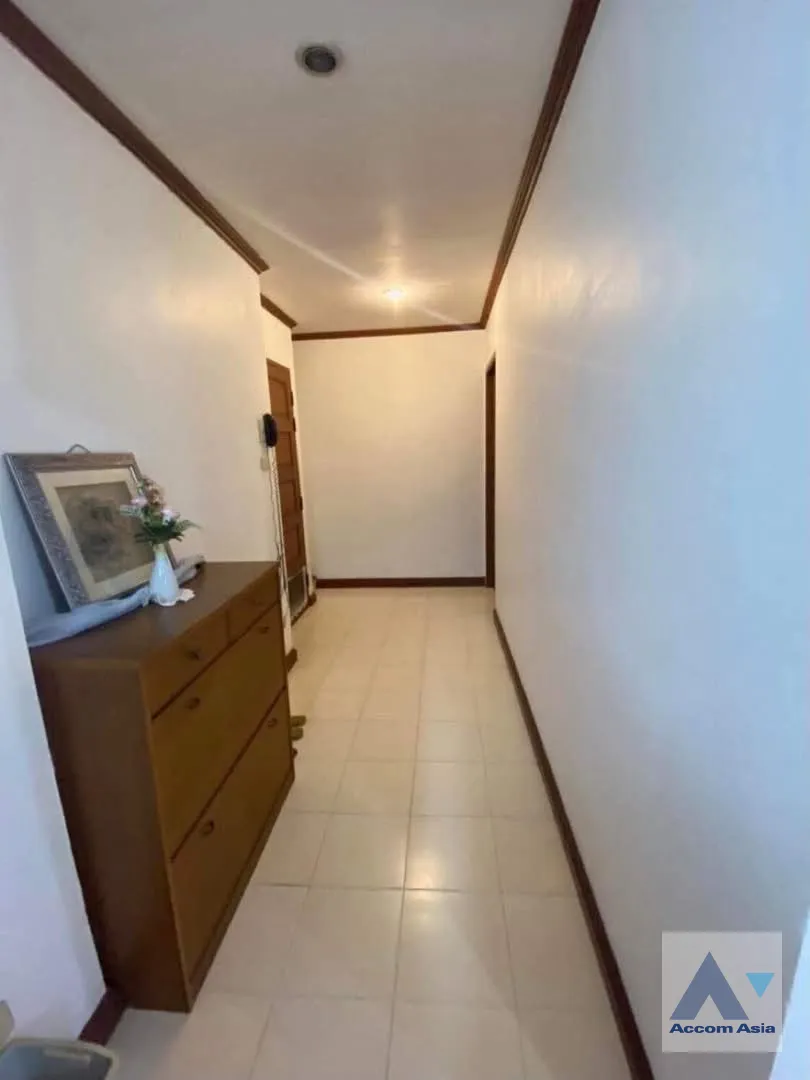  1  2 br Condominium For Sale in Sukhumvit ,Bangkok BTS Phrom Phong at Aree Place Sukhumvit 26 AA46007