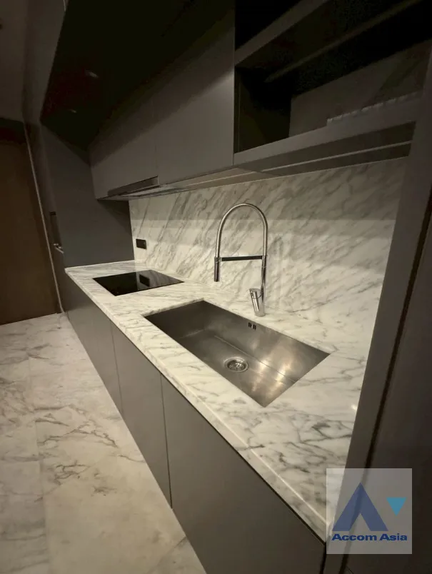 unit 2 Bedrooms  Condominium For Rent & Sale in Sukhumvit, Bangkok  near BTS Thong Lo (AA46011)