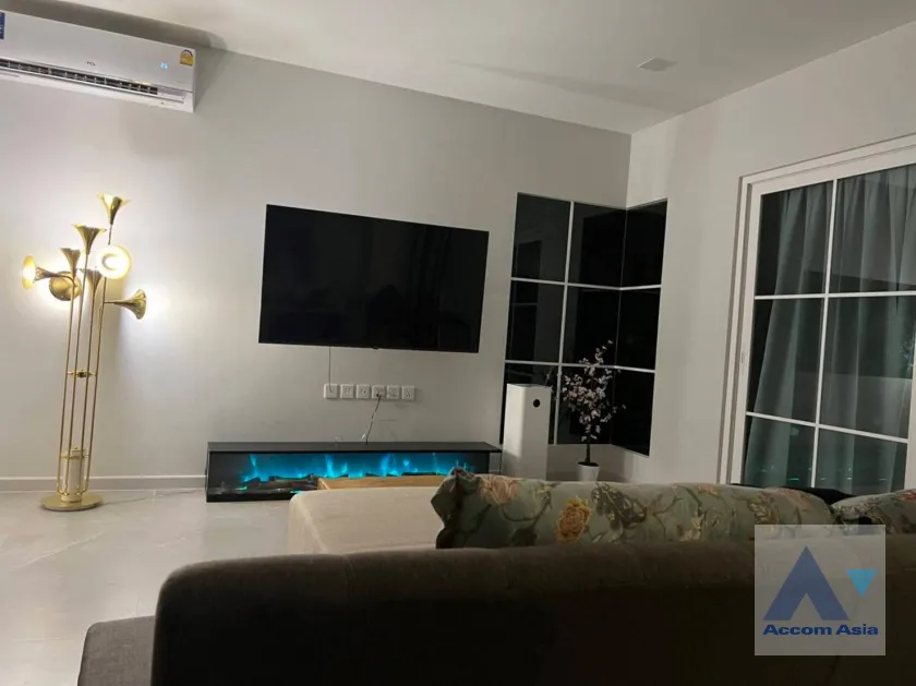  1  3 br House For Rent in Samutprakan ,Samutprakan  at Chaiyapruek Bangna KM15 AA46014