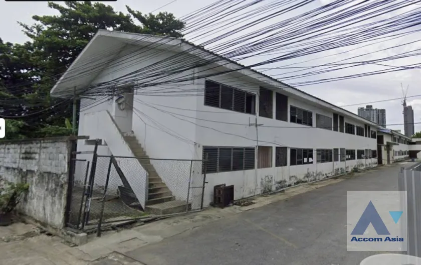  2  Land For Sale in Sukhumvit ,Bangkok BTS On Nut AA46018