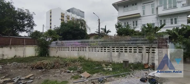 unit Land For Sale in Sukhumvit, Bangkok  near BTS Bang Chak (AA46022)