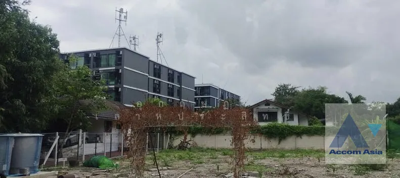 unit Land For Sale in Sukhumvit, Bangkok  near BTS Bang Chak (AA46022)