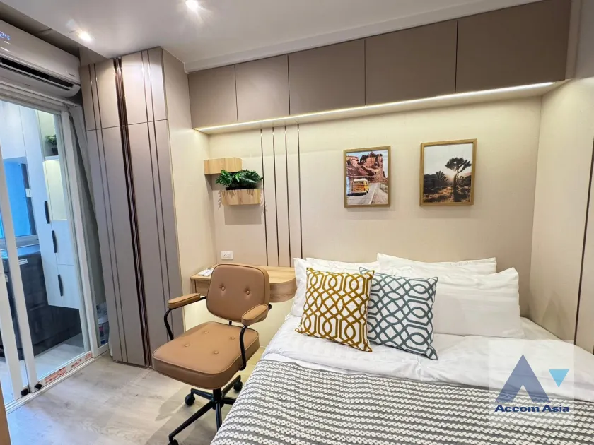 8  3 br Condominium for rent and sale in Sathorn ,Bangkok BRT Thanon Chan at Bangkok Garden Condominium AA46029