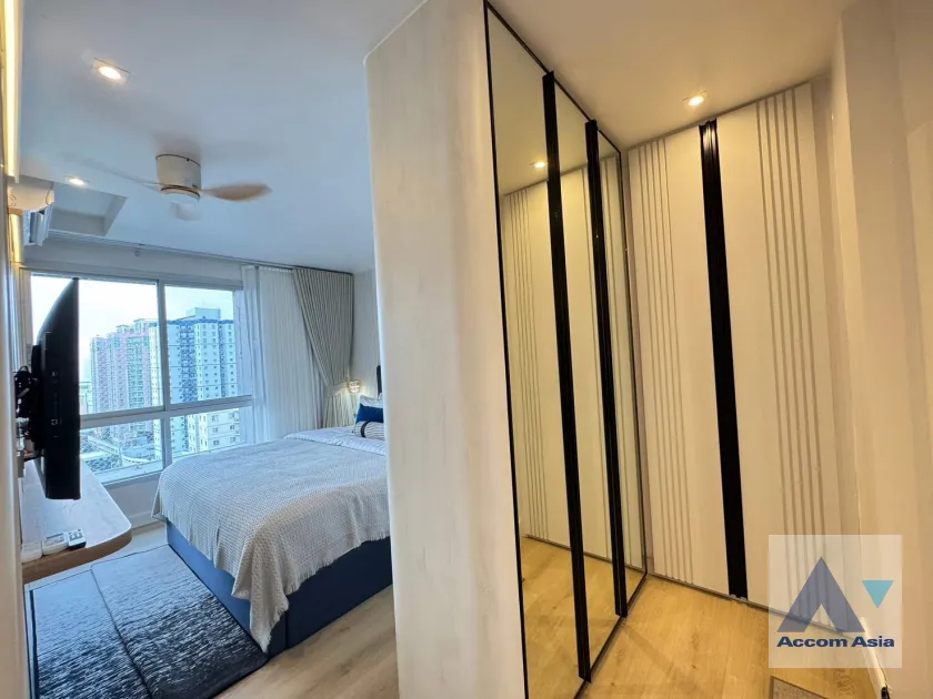 11  3 br Condominium for rent and sale in Sathorn ,Bangkok BRT Thanon Chan at Bangkok Garden Condominium AA46029