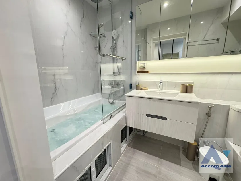 15  3 br Condominium for rent and sale in Sathorn ,Bangkok BRT Thanon Chan at Bangkok Garden Condominium AA46029