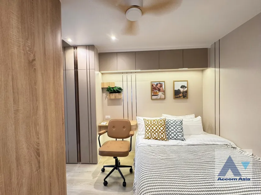 13  3 br Condominium for rent and sale in Sathorn ,Bangkok BRT Thanon Chan at Bangkok Garden Condominium AA46029