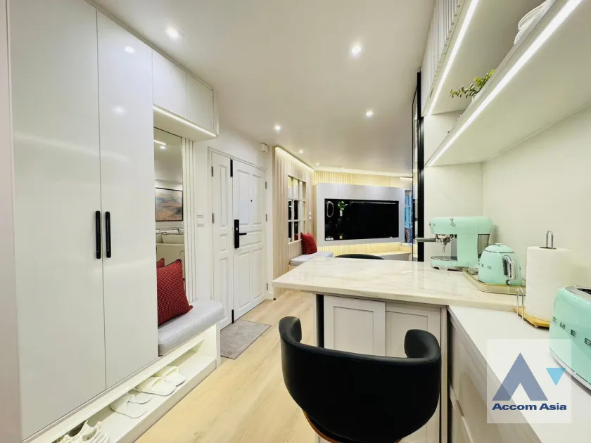  1  2 br Condominium For Rent in Sathorn ,Bangkok BTS Chong Nonsi - BRT Nararam 3 at Fortune Condo Town AA46030