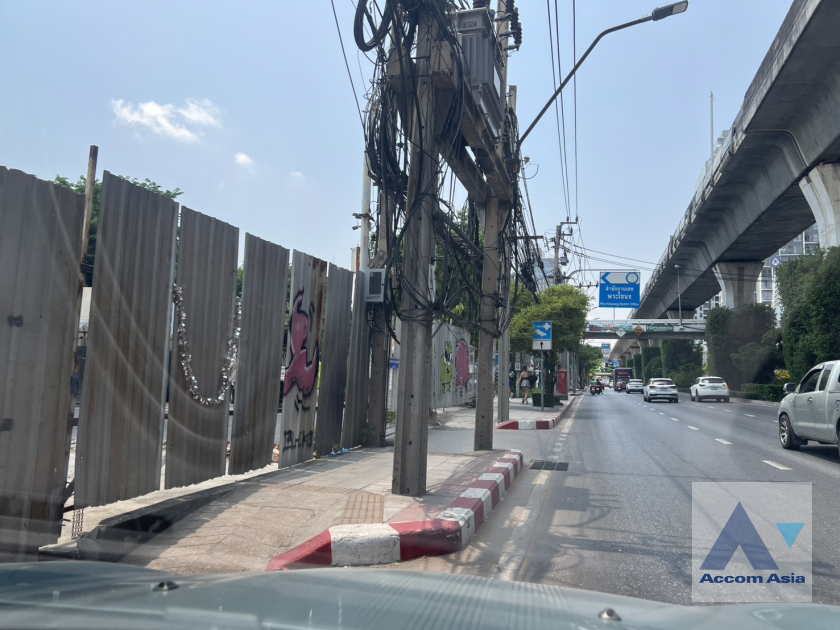  1  Land For Rent in Sukhumvit ,Bangkok BTS On Nut AA46036