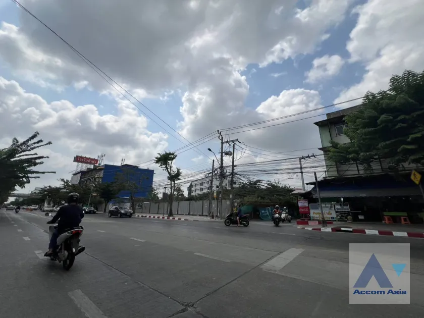unit Land For Rent in Bang Na, Bangkok  near BTS Udomsuk (AA46038)