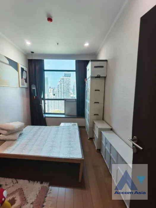 8  2 br Condominium For Sale in Silom ,Bangkok MRT Sam Yan at Supalai Elite Surawong AA46040