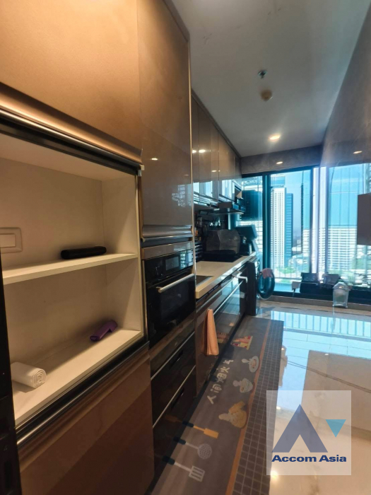 5  2 br Condominium For Sale in Silom ,Bangkok MRT Sam Yan at Supalai Elite Surawong AA46040