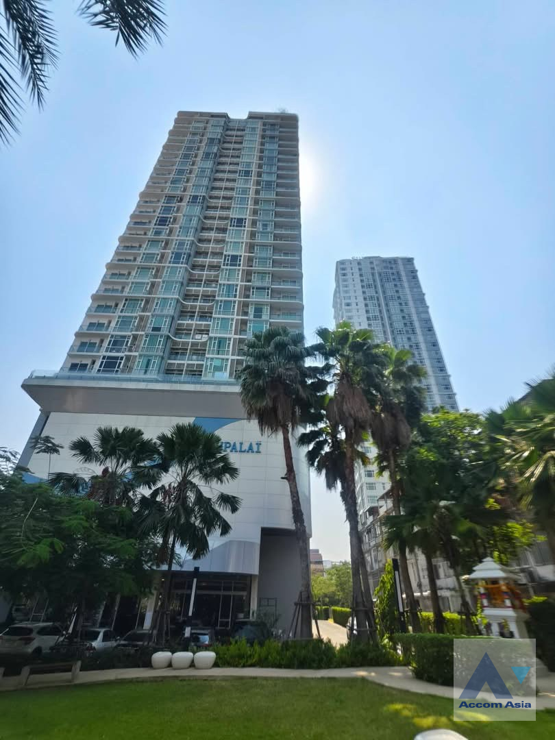 12  2 br Condominium For Sale in Silom ,Bangkok MRT Sam Yan at Supalai Elite Surawong AA46040