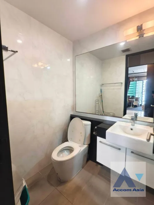 9  2 br Condominium For Sale in Silom ,Bangkok MRT Sam Yan at Supalai Elite Surawong AA46040