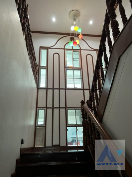 4  Land For Sale in Sukhumvit ,Bangkok BTS On Nut AA46042