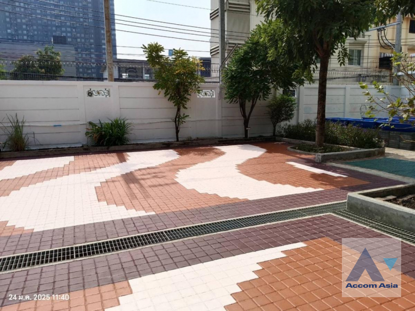 8  Land For Sale in Sukhumvit ,Bangkok BTS On Nut AA46042