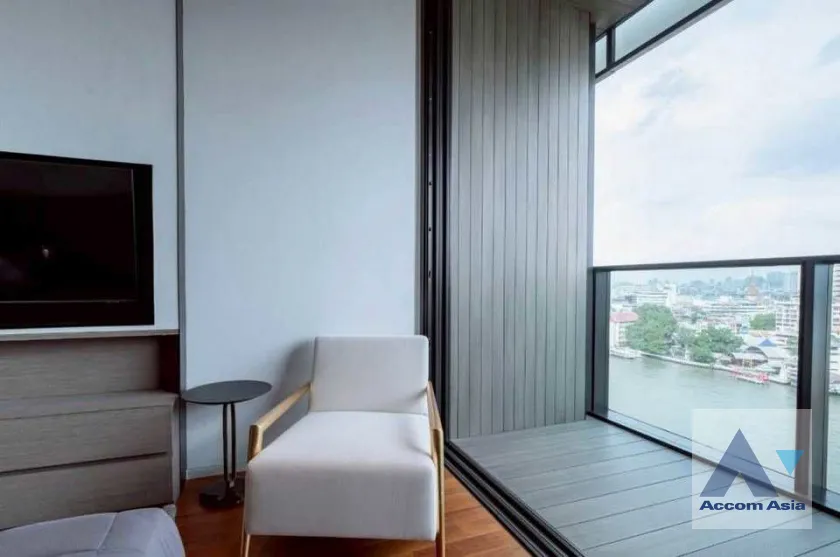 unit 2 Bedrooms  Condominium For Rent in Charoen Nakhon, Bangkok  near BTS Krung Thon Buri (AA46051)
