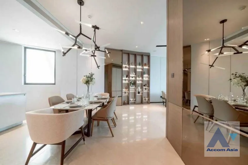 unit 2 Bedrooms  Condominium For Rent in Charoen Nakhon, Bangkok  near BTS Krung Thon Buri (AA46051)