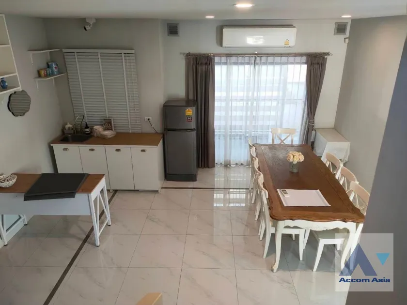 4  4 br House For Rent in Samutprakan ,Samutprakan  at House AA46053