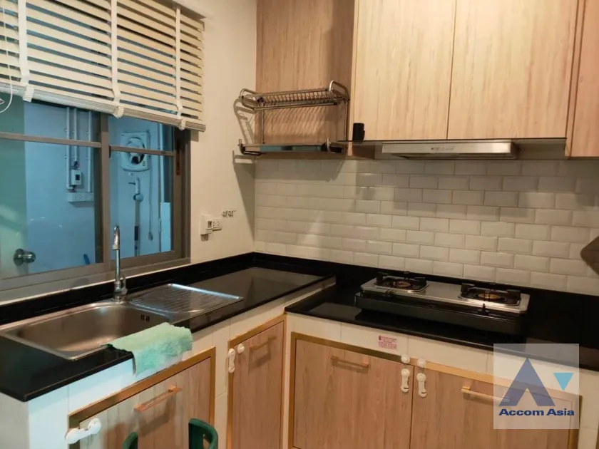 7  4 br House For Rent in Samutprakan ,Samutprakan  at House AA46053