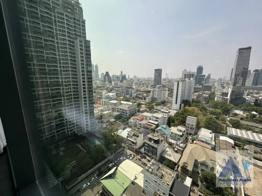 unit 2 Bedrooms  Condominium For Rent in Sathorn, Bangkok  near BTS Chong Nonsi (AA46054)