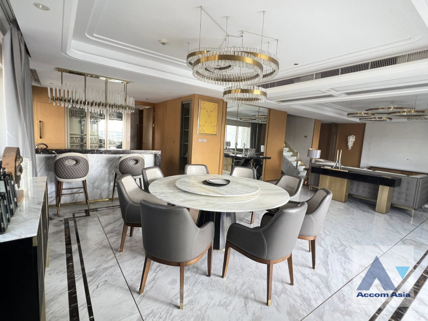 6  3 br Condominium For Sale in Sukhumvit ,Bangkok BTS Phrom Phong at Le Raffine Sukhumvit 24 AA46057