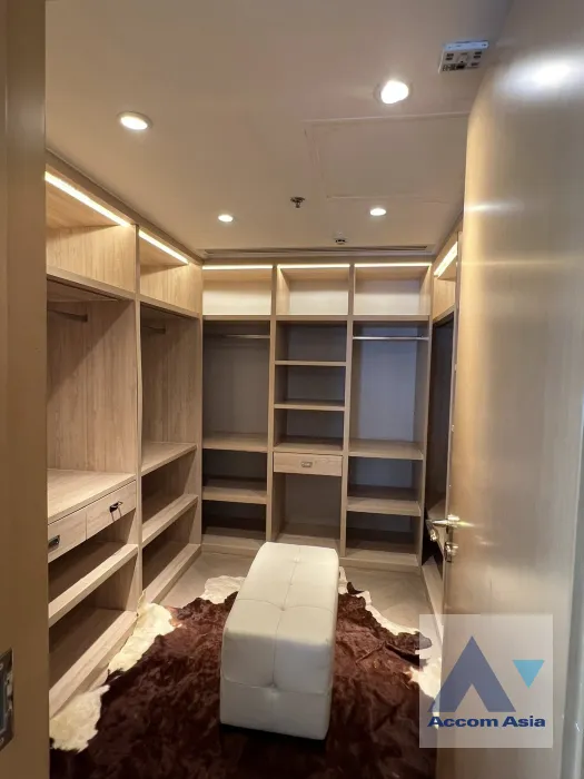 12  3 br Condominium For Sale in Sukhumvit ,Bangkok BTS Phrom Phong at Le Raffine Sukhumvit 24 AA46057