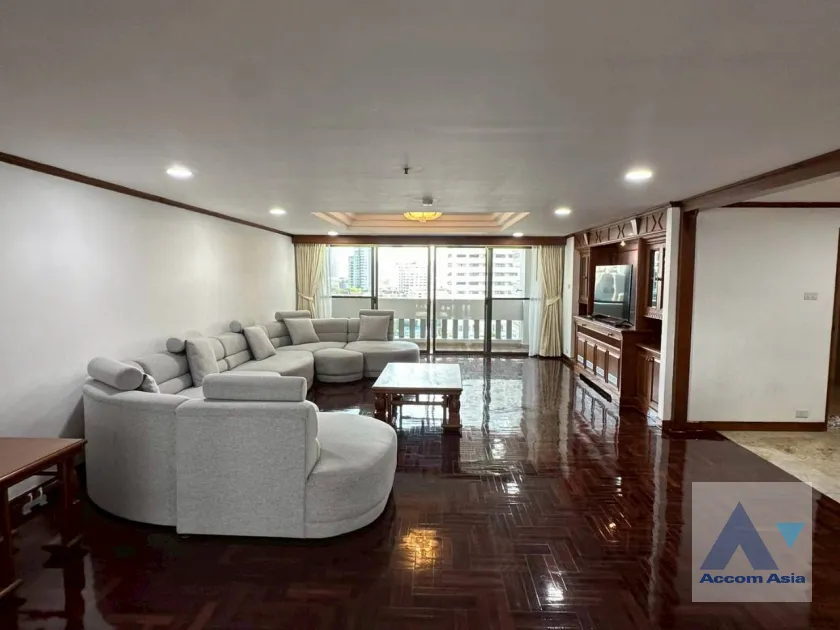 4  3 br Apartment For Rent in Sukhumvit ,Bangkok BTS Thong Lo at Suite For Family AA46059