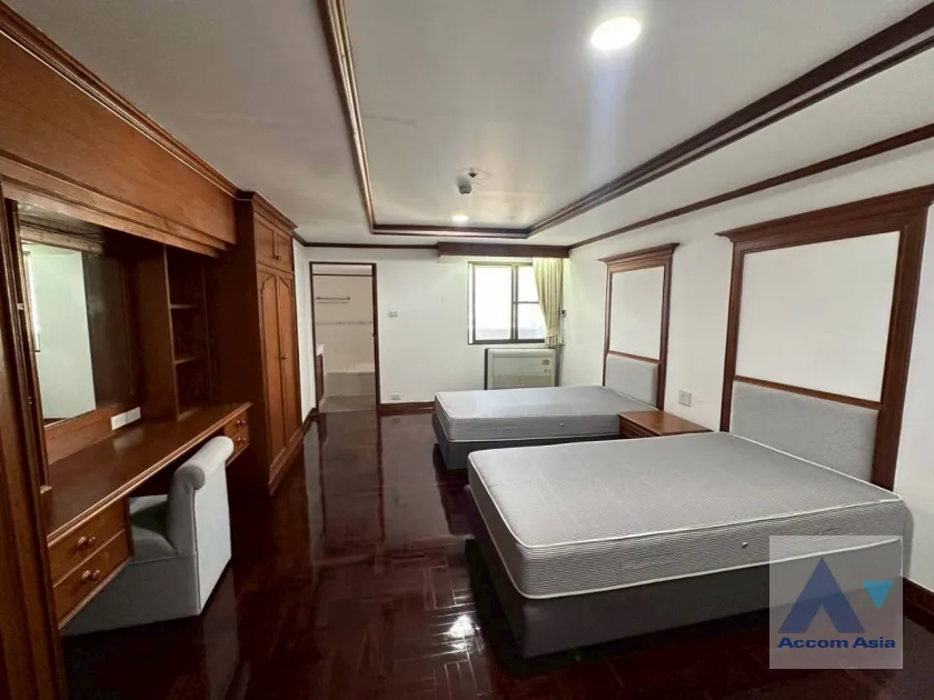 15  3 br Apartment For Rent in Sukhumvit ,Bangkok BTS Thong Lo at Suite For Family AA46059