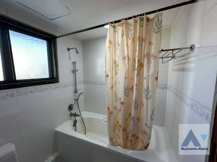 22  3 br Apartment For Rent in Sukhumvit ,Bangkok BTS Thong Lo at Suite For Family AA46059
