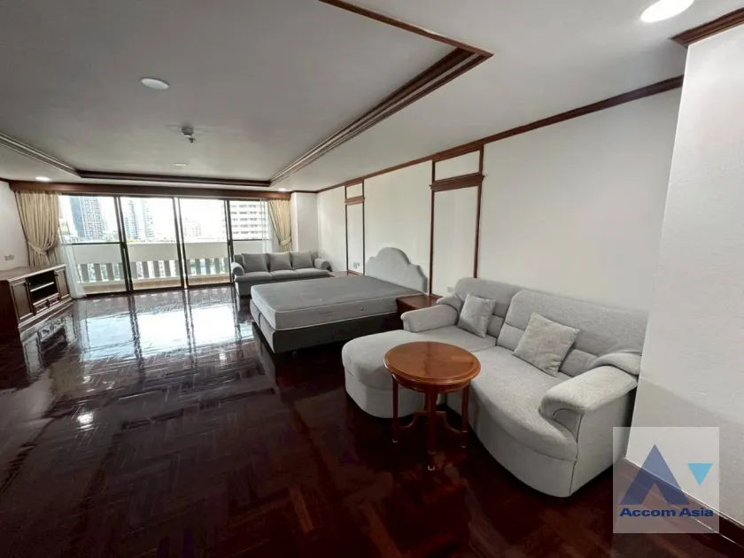 18  3 br Apartment For Rent in Sukhumvit ,Bangkok BTS Thong Lo at Suite For Family AA46059