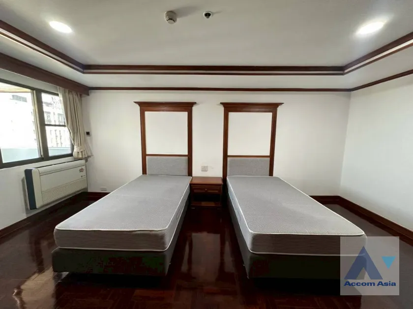 19  3 br Apartment For Rent in Sukhumvit ,Bangkok BTS Thong Lo at Suite For Family AA46059