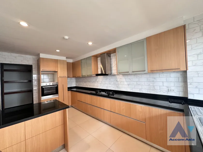  1  3 br Apartment for rent and sale in Sukhumvit ,Bangkok BTS Asok - MRT Sukhumvit at Perfect for family AA46060