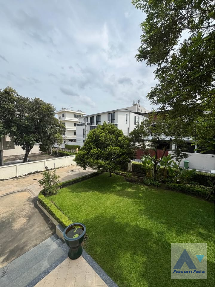 13  4 br House For Sale in Sukhumvit ,Bangkok  AA46062