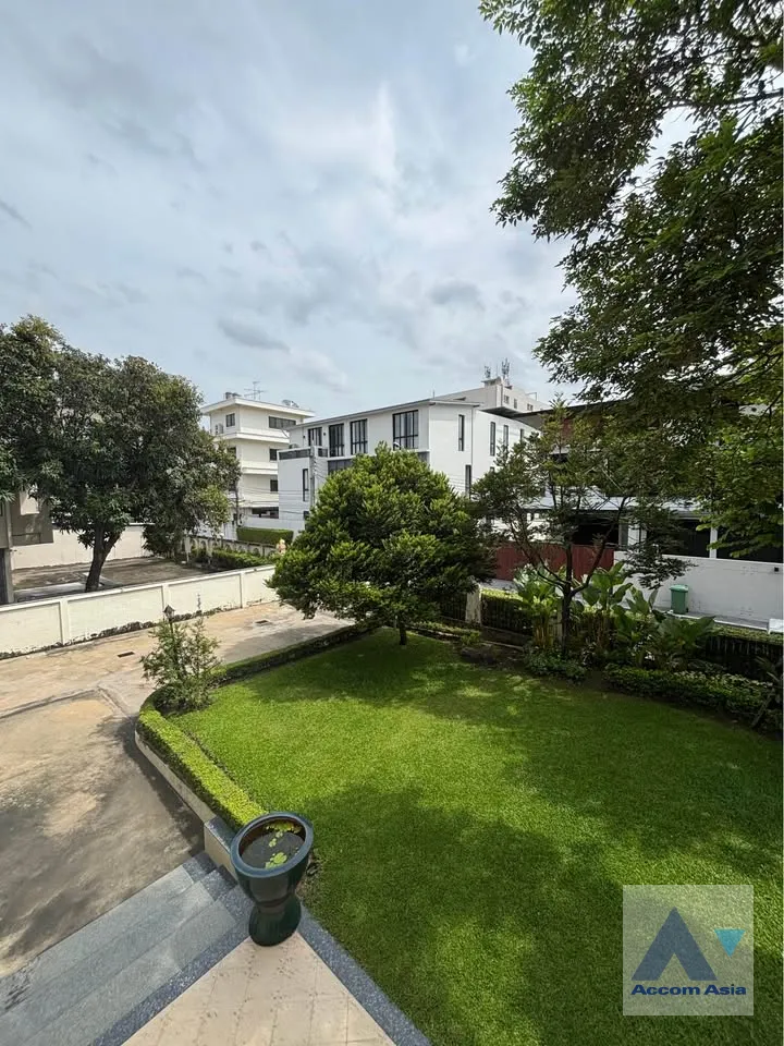 13  4 br House For Sale in Sukhumvit ,Bangkok  AA46062
