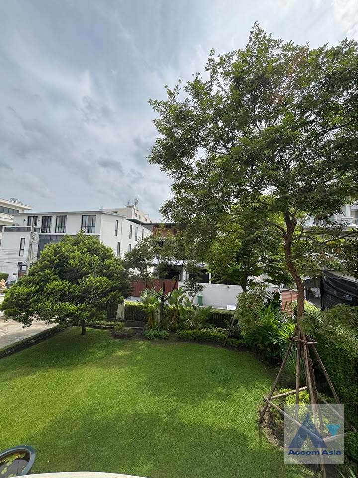 9  4 br House For Sale in Sukhumvit ,Bangkok  AA46062