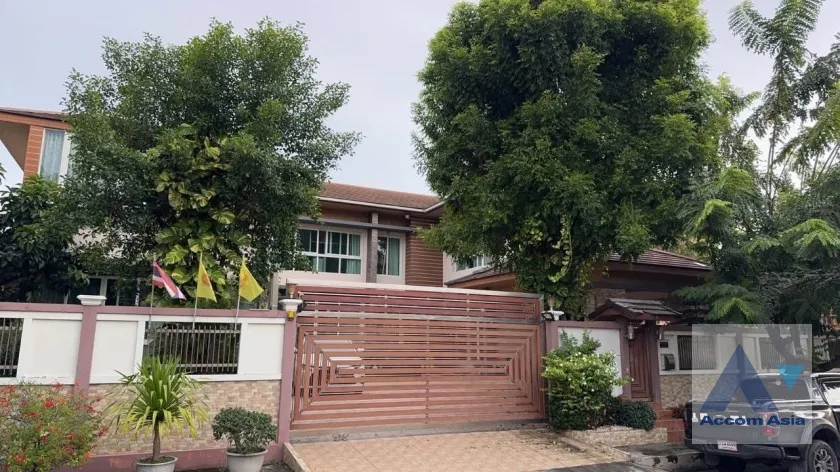 20  5 br House For Sale in Latkrabang ,Bangkok  AA46063