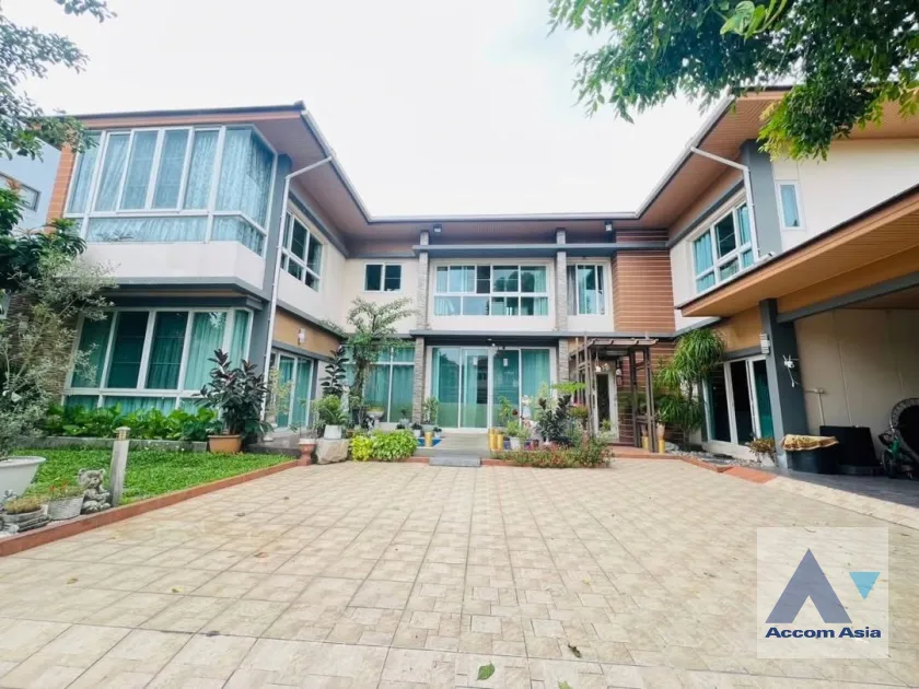 18  5 br House For Sale in Latkrabang ,Bangkok  AA46063