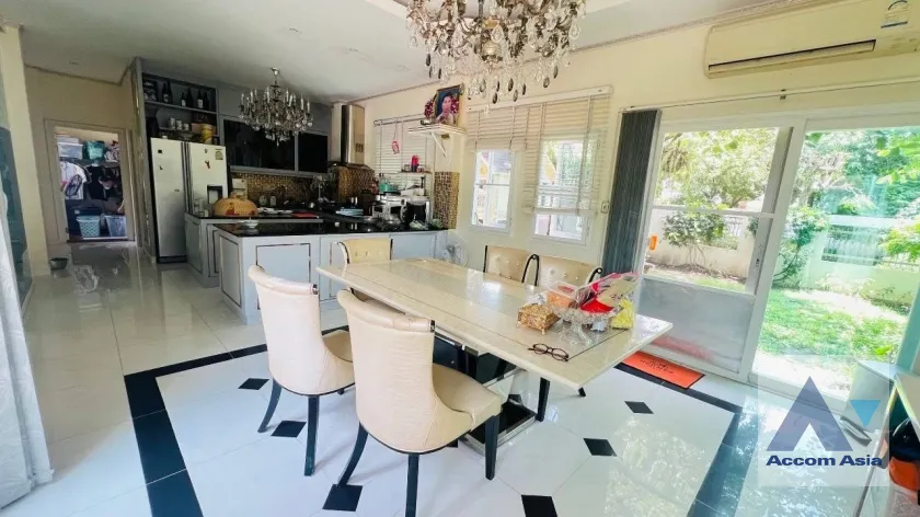  1  5 br House For Sale in Latkrabang ,Bangkok  AA46063