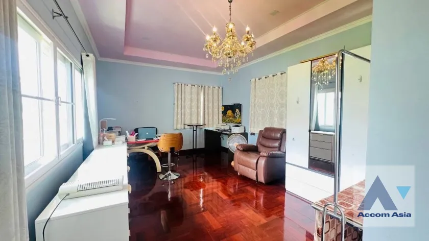 4  5 br House For Sale in Latkrabang ,Bangkok  AA46063