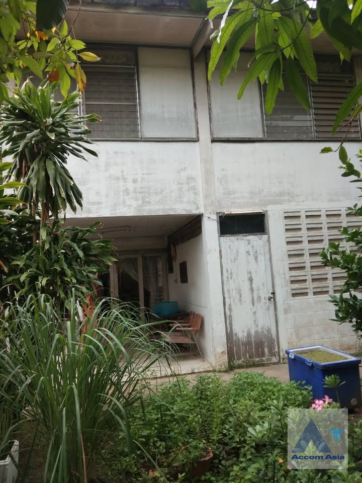 10  4 br House For Sale in Sukhumvit ,Bangkok  AA46070