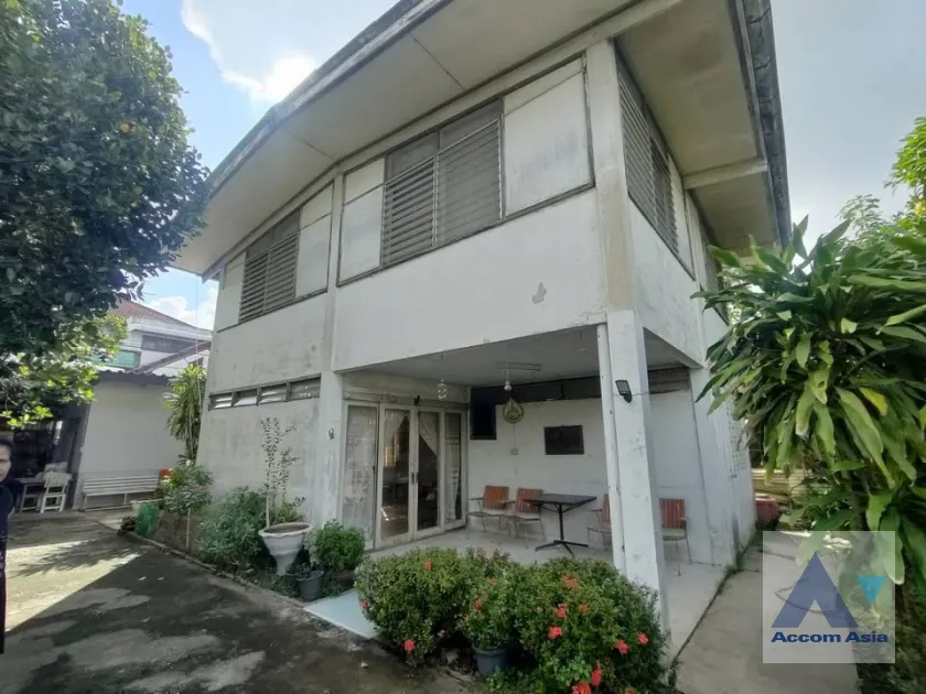 unit 4 Bedrooms  House For Sale in Sukhumvit, Bangkok  (AA46070)