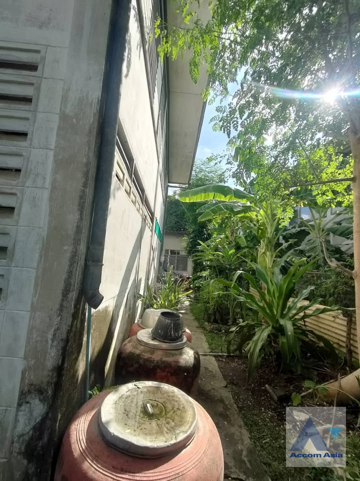 13  4 br House For Sale in Sukhumvit ,Bangkok  AA46070