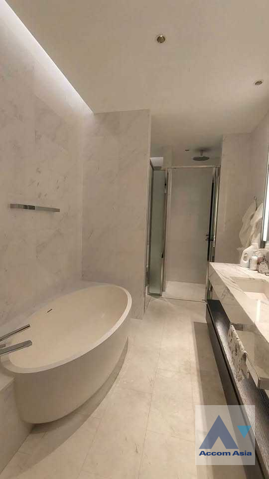 8  4 br Condominium For Rent in Sathorn ,Bangkok BTS Saphan Taksin at Four Seasons Private Residences AA46076