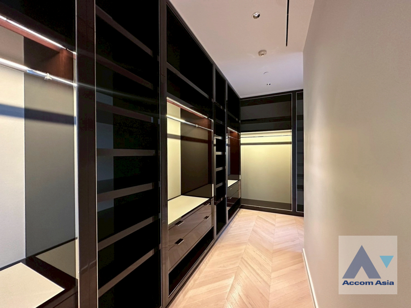 6  4 br Condominium For Rent in Sathorn ,Bangkok BTS Saphan Taksin at Four Seasons Private Residences AA46078