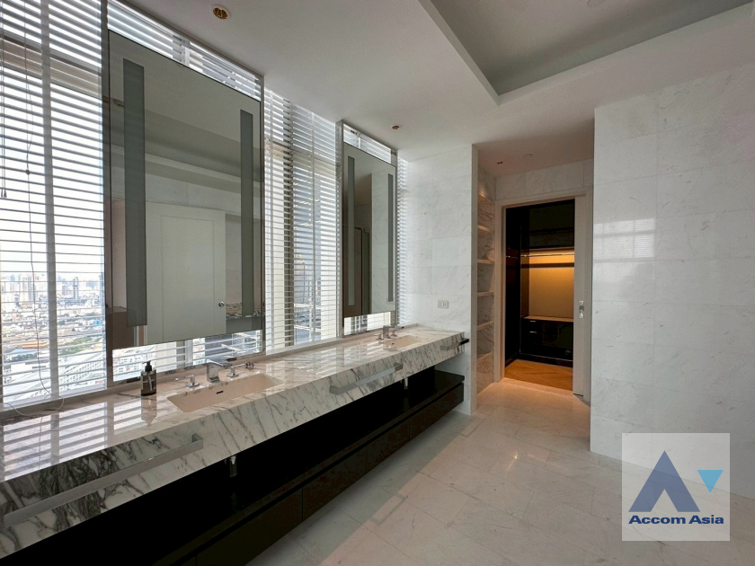 15  4 br Condominium For Rent in Sathorn ,Bangkok BTS Saphan Taksin at Four Seasons Private Residences AA46078