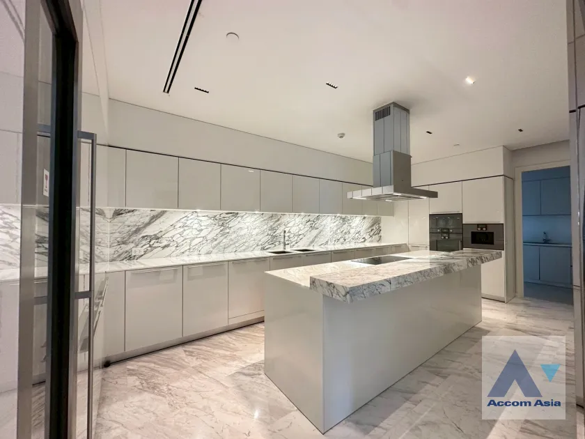 5  4 br Condominium for rent and sale in Sathorn ,Bangkok BTS Saphan Taksin at Four Seasons Private Residences AA46078