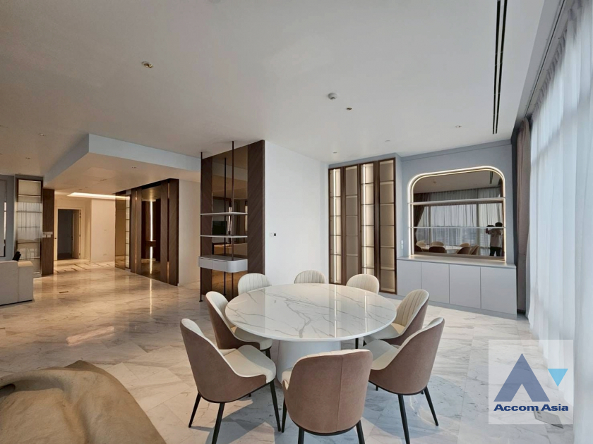  1  4 br Condominium For Rent in Sathorn ,Bangkok BTS Saphan Taksin at Four Seasons Private Residences AA46078