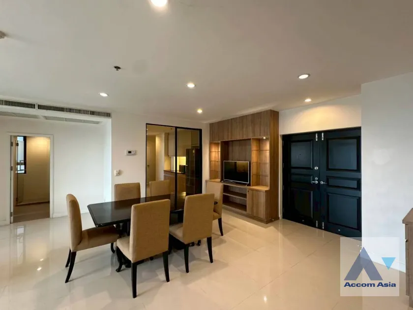 7  3 br Apartment for rent and sale in Sukhumvit ,Bangkok BTS Ekkamai at High-Rise Living with a Large Balcony Apartment in Ekkamai AA46079